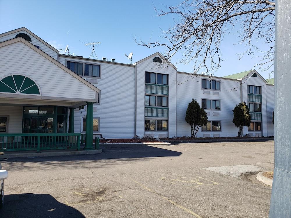 Travelodge By Wyndham ブルックリン・センター エクステリア 写真