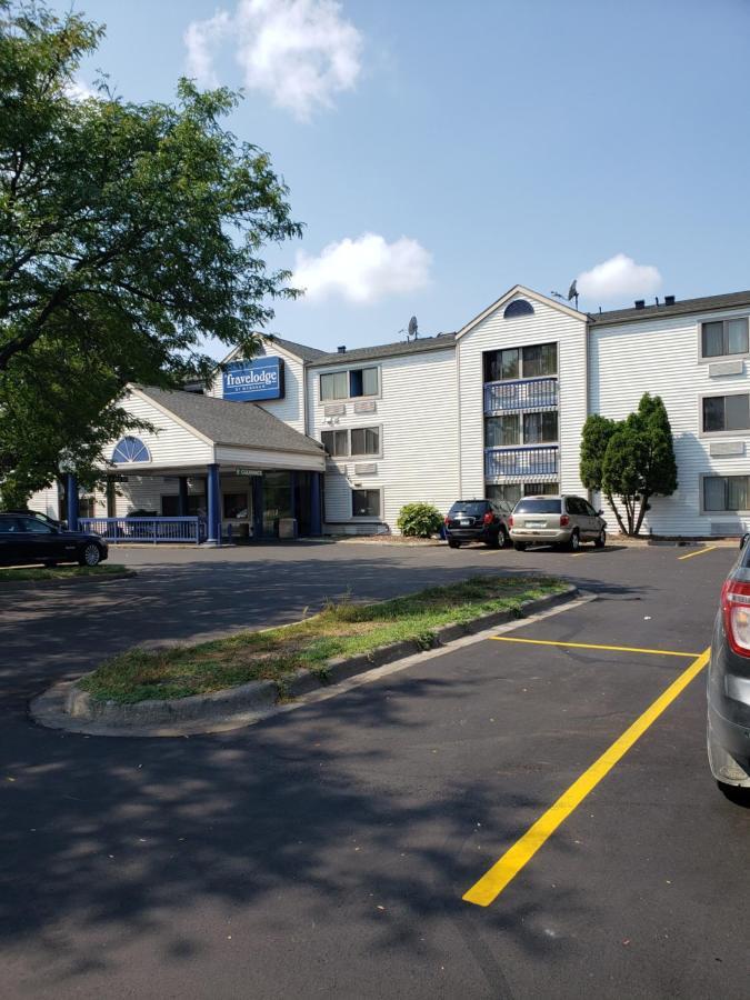 Travelodge By Wyndham ブルックリン・センター エクステリア 写真