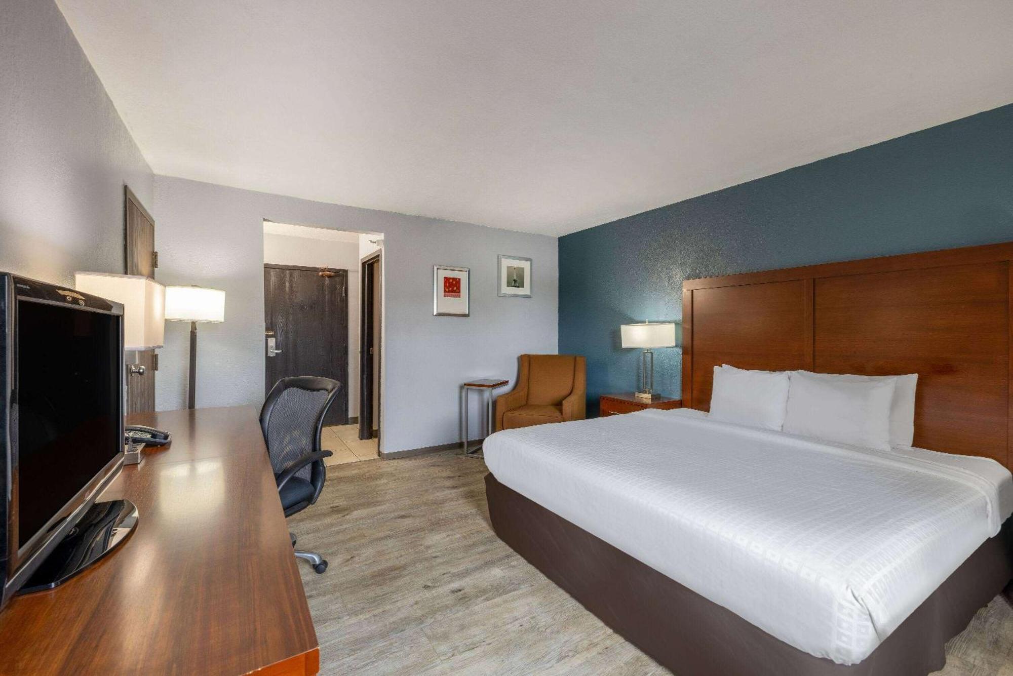 Travelodge By Wyndham ブルックリン・センター エクステリア 写真