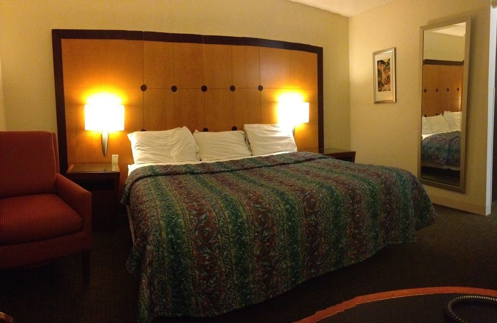 Travelodge By Wyndham ブルックリン・センター エクステリア 写真